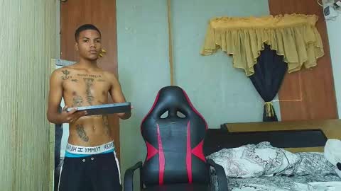 Snapshot of arthur_collins_ chatting on June 5, 9:31 pm ARTHUR online show from June 5, 9:31 pm