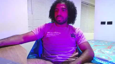 arthur_jamess online show from October 2, 12:39 am