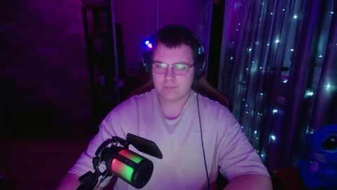 arthurabel online show from March 21, 10:13 pm