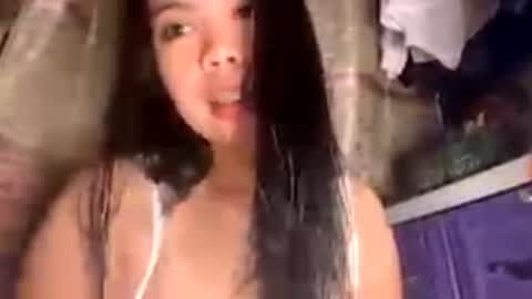 Layla online show from February 5, 10:31 am