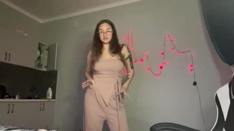 Mia  online show from February 24, 2:26 pm