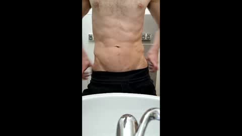 Snapshot of artii_sperm_shot chatting on May 4, 9:33 pm artii_sperm_shot online show from May 4, 9:33 pm