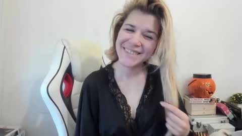 MIA online show from February 1, 8:29 am