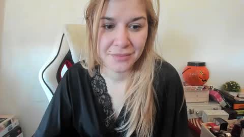 MIA online show from February 3, 10:58 am