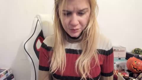 MIA online show from February 7, 8:42 pm