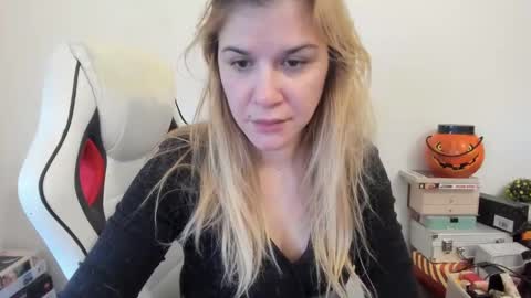 MIA online show from February 10, 9:36 am