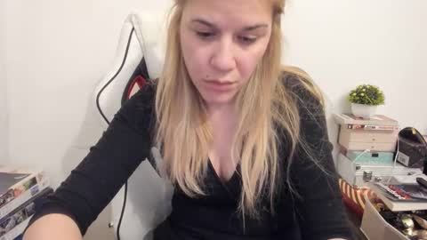 MIA online show from February 12, 9:01 pm