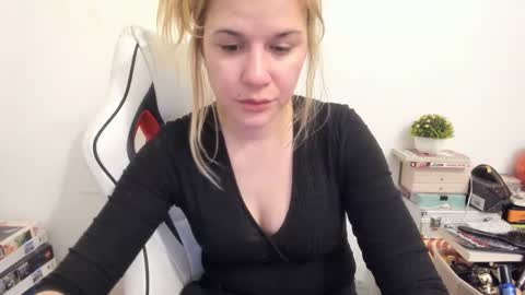 MIA online show from February 13, 6:27 pm