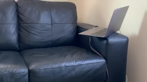 Snapshot of artyparty818 chatting on April 10, 8:46 pm artyparty818 online show from April 10, 8:46 pm