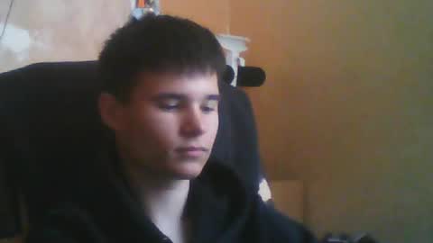 Snapshot of arvyn_ chatting on May 13, 7:39 am Denis online show from May 13, 7:39 am