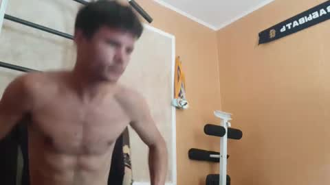 Snapshot of arvyn_ chatting on July 23, 9:40 am Denis online show from July 23, 9:40 am