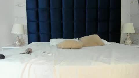 Snapshot of ary1_ chatting on November 17, 3:23 am Ary online show from November 17, 3:23 am