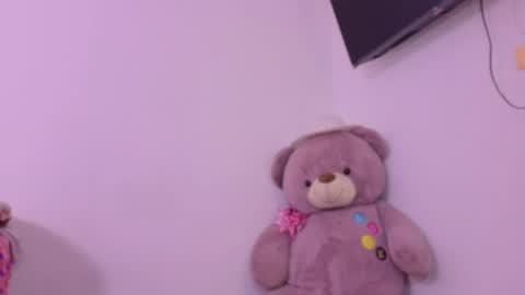 Snapshot of ary1_ chatting on March 31, 6:03 am Ary online show from March 31, 6:03 am