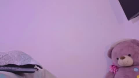 Snapshot of ary1_ chatting on April 11, 5:23 am Ary online show from April 11, 5:23 am