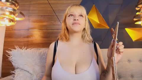 sofia online show from January 19, 11:03 am