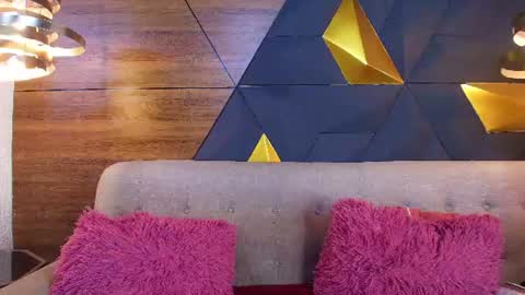 sofia online show from June 12, 10:47 am