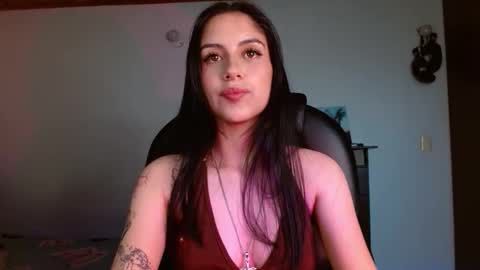   Independent Model online show from September 25, 10:35 pm