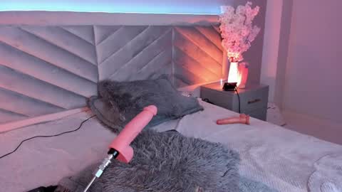 Snapshot of ary_thompson_ chatting on December 14, 11:01 pm ARY THOMPSON online show from December 14, 11:01 pm