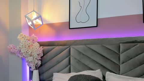 Snapshot of ary_thompson_ chatting on January 13, 8:15 pm ARY THOMPSON online show from January 13, 8:15 pm