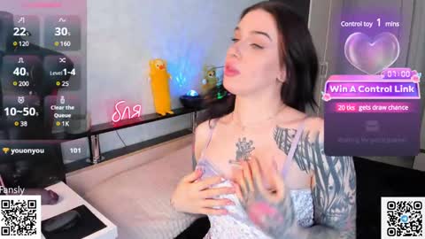 Snapshot of arya_deepthroat_queen chatting on December 7, 2:46 pm Arya Fn Talented Arya online show from December 7, 2:46 pm