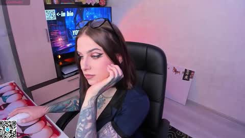 Snapshot of arya_deepthroat_queen chatting on September 14, 8:41 pm Arya Fn Talented Arya online show from September 14, 8:41 pm