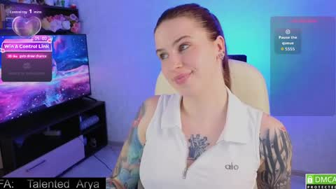 Arya  Fn  Talented Arya   online show from April 2, 10:18 pm