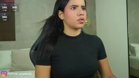 Snapshot of arya_ruiz chatting on May 20, 12:55 pm Arya online show from May 20, 12:55 pm