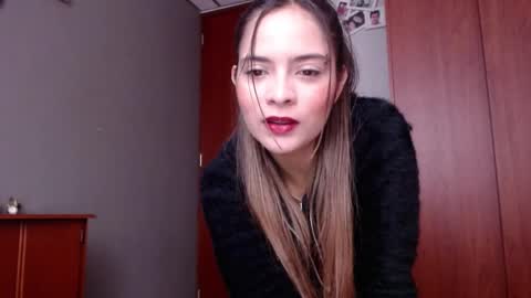 ximena online show from September 18, 7:49 pm