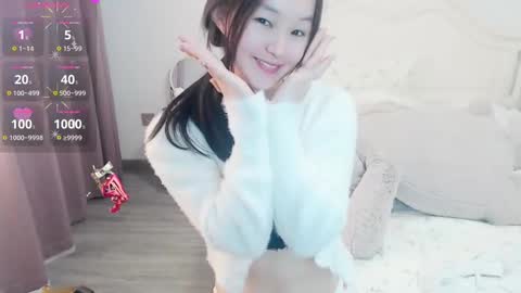Lily online show from February 9, 5:50 am