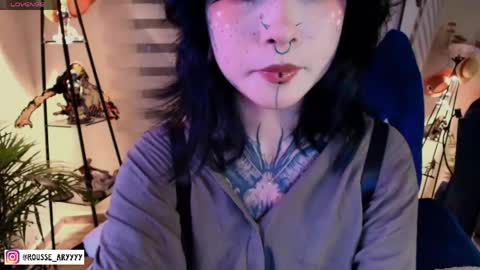 Snapshot of aryrousse chatting on May 6, 5:03 am Ary Rousse online show from May 6, 5:03 am