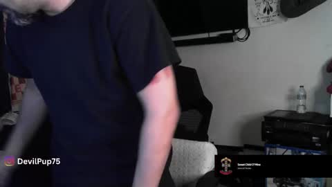 devilPup75 online show from November 29, 7:55 am