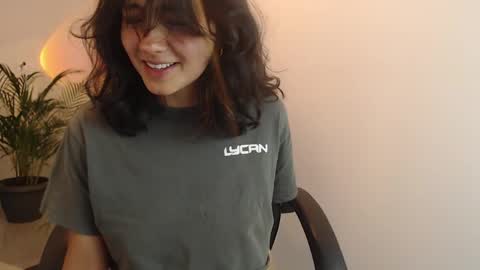 Snapshot of asaray_t chatting on June 2, 12:34 am Saray online show from June 2, 12:34 am