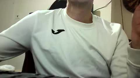 perrita online show from December 2, 6:36 pm