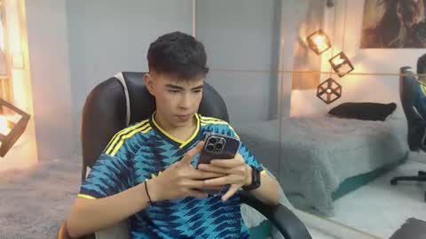 ash_kai online show from July 7, 11:42 pm