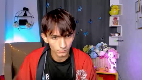 ash_raven_ online show from September 24, 7:06 pm