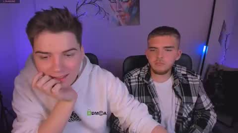 ash_raven_ online show from October 14, 7:36 pm