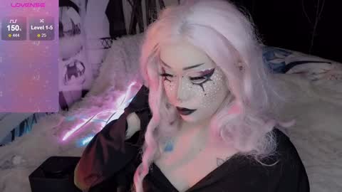 Sasha next stream December 4st  at  0000- 0030 am German time online show from December 19, 10:42 pm