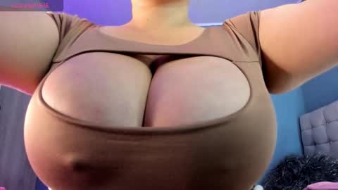 ashanty_vera01 online show from December 3, 3:03 am