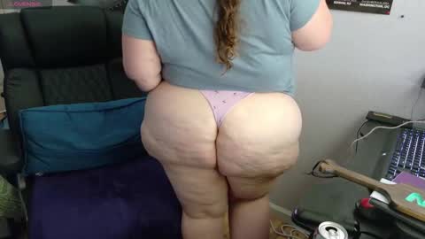 SweetAshCheeks online show from March 22, 9:18 pm