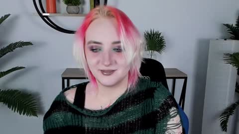 Snapshot of asheluck chatting on January 29, 8:25 pm AshleyAshe online show from January 29, 8:25 pm