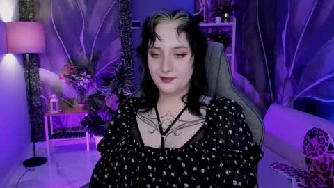 AshleyAshe  online show from October 10, 10:20 pm