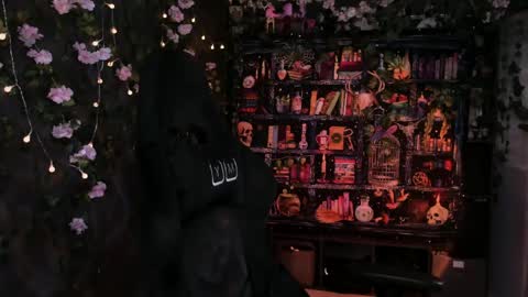 AshleyAshe  online show from June 5, 5:36 am