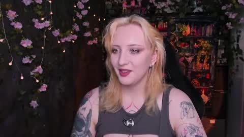AshleyAshe  online show from June 6, 6:29 am