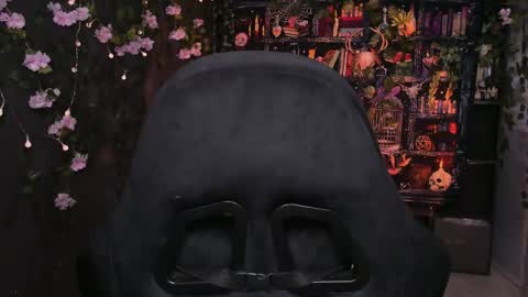 AshleyAshe  online show from June 9, 8:48 am