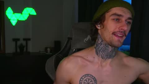 Snapshot of asher_88 chatting on October 9, 1:31 pm Jerk Machine online show from October 9, 1:31 pm