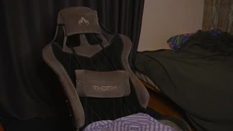 Snapshot of asher_88 chatting on October 23, 9:19 am Jerk Machine online show from October 23, 9:19 am