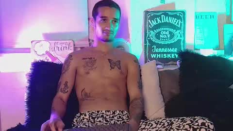 Snapshot of asherxxx_ chatting on March 21, 8:41 am CARIBBEAN DREAM online show from March 21, 8:41 am