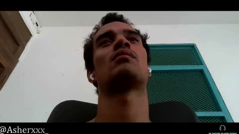 Snapshot of asherxxx_ chatting on May 9, 7:41 pm CARIBBEAN DREAM online show from May 9, 7:41 pm