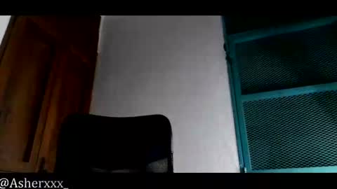 Snapshot of asherxxx_ chatting on May 31, 12:41 am CARIBBEAN DREAM online show from May 31, 12:41 am