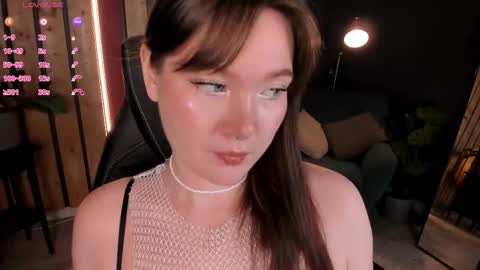 Ash online show from October 14, 12:17 pm